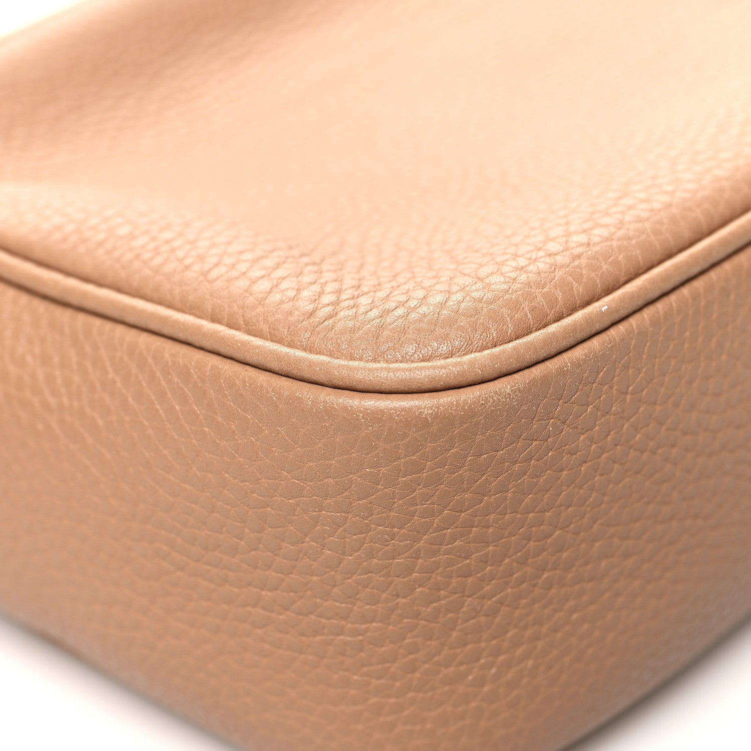 Gucci Pebbled Calfskin Small Soho Disco Bag Camelia 12 of 16