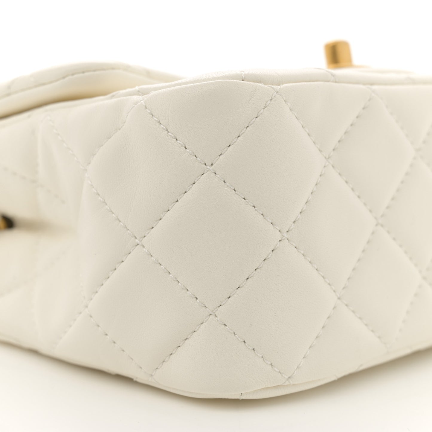 Lambskin Quilted Mini Pearl Crush Flap White