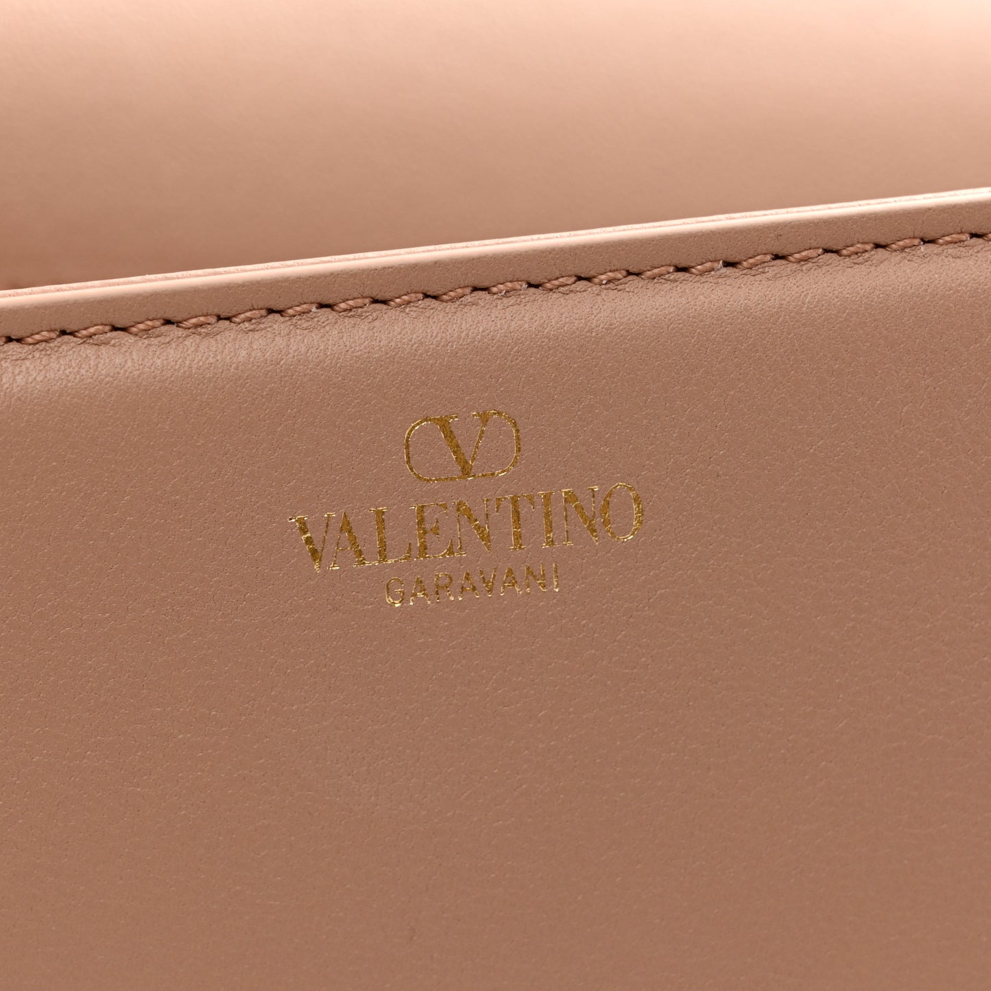 Calfskin Enamel Vlogo Loco Shoulder Bag Rose Cannelle