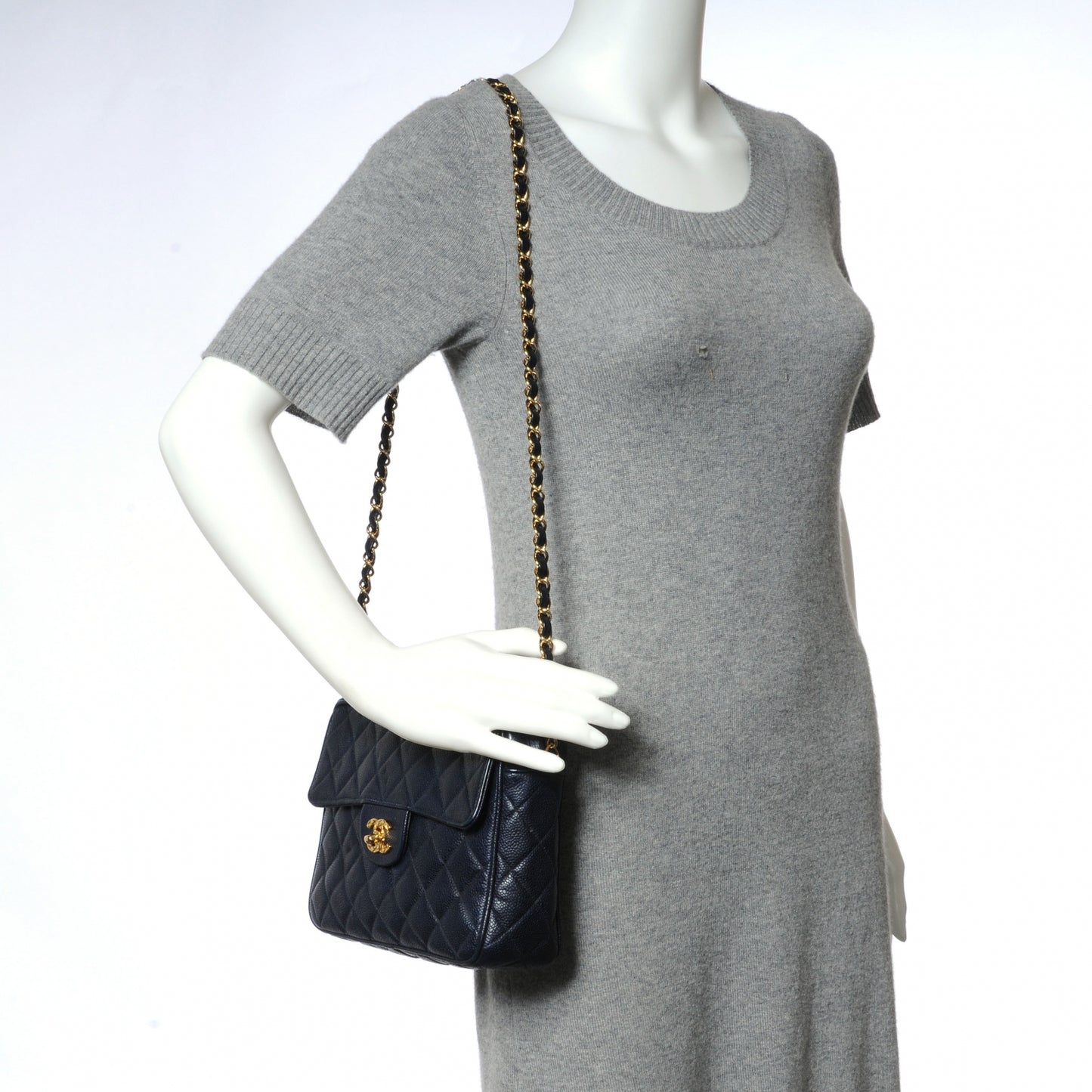 Caviar Quilted CC Shoulder Bag Navy