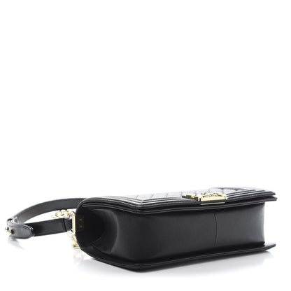 Chanel Caviar Quilted Medium Boy Flap Black 4 of 11