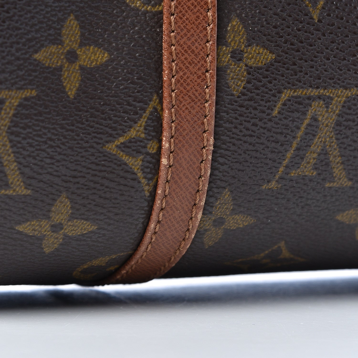 Louis Vuitton Monogram Papillon 26 19 of 24