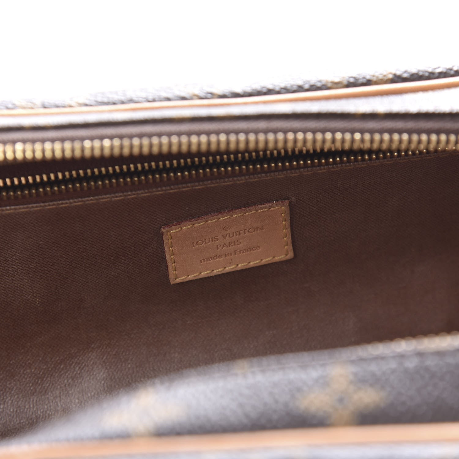 Louis Vuitton Monogram King Size Toiletry Bag 15 of 18