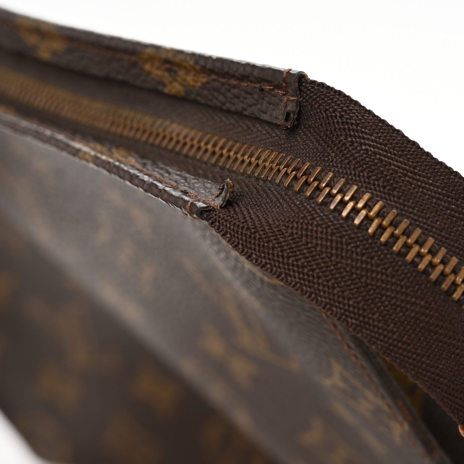 Louis Vuitton Monogram Toiletry Pouch 26 11 of 12