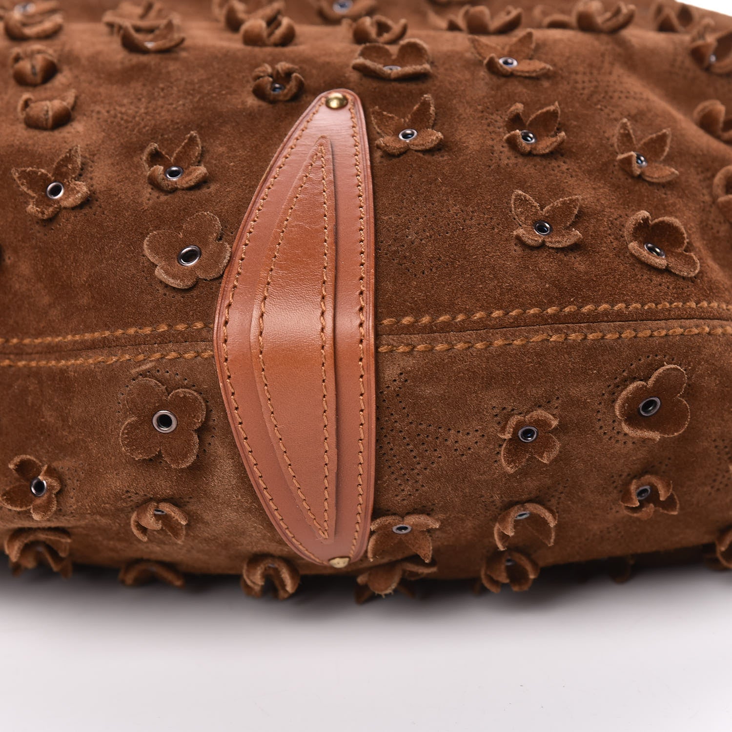 Louis Vuitton Suede Mahina Fleurs Onatah GM Cacao 10 of 10
