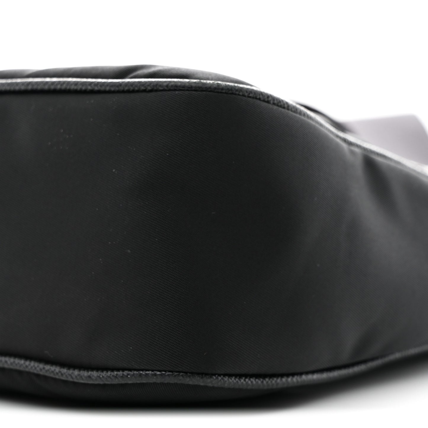 Re-Nylon Saffiano Re-Edition 2005 Shoulder Bag Black