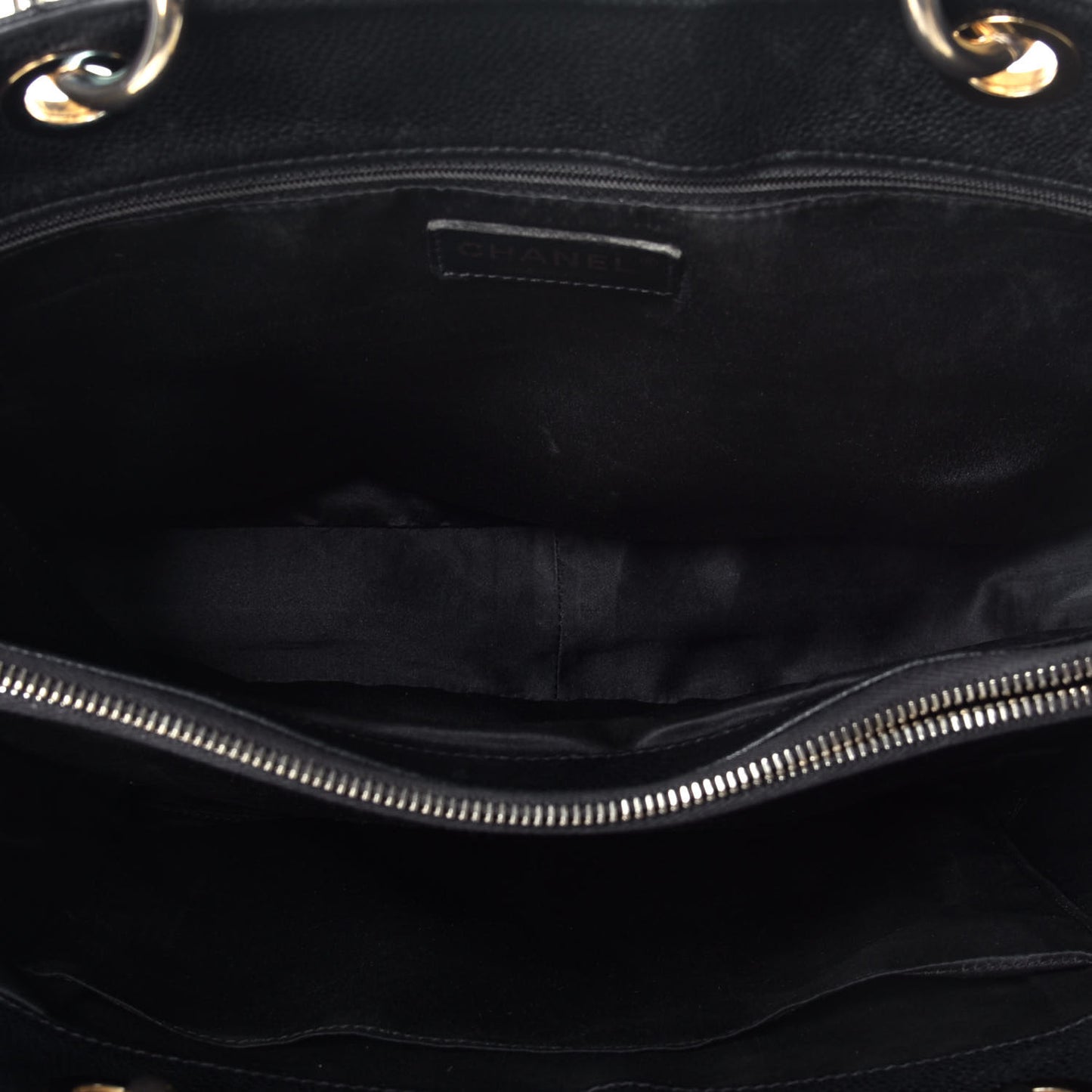 Caviar Quilted Grand Shopping Tote GST Black