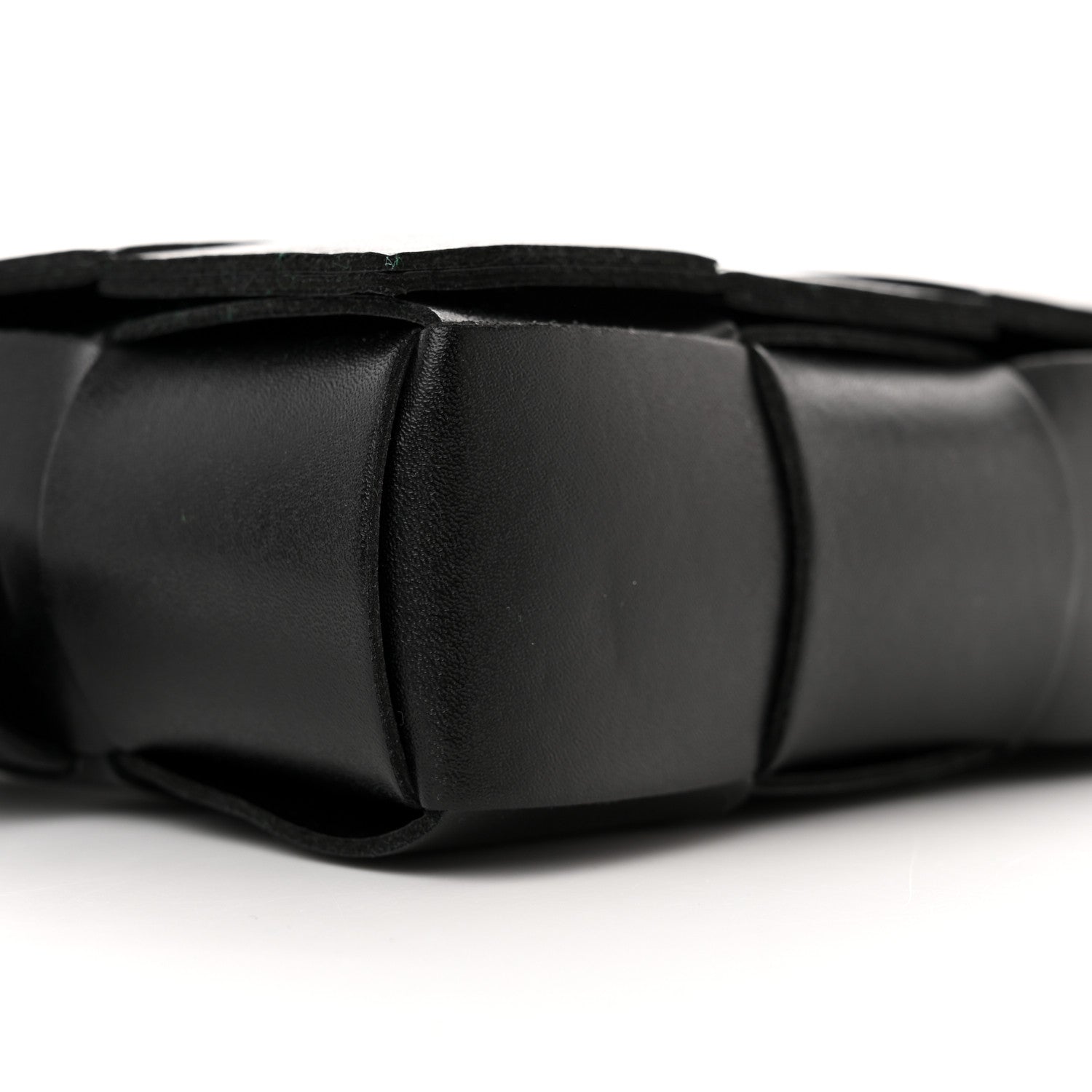 Bottega Veneta Nappa Maxi Intreccio The Belt Cassette Bag Black 7 of 8