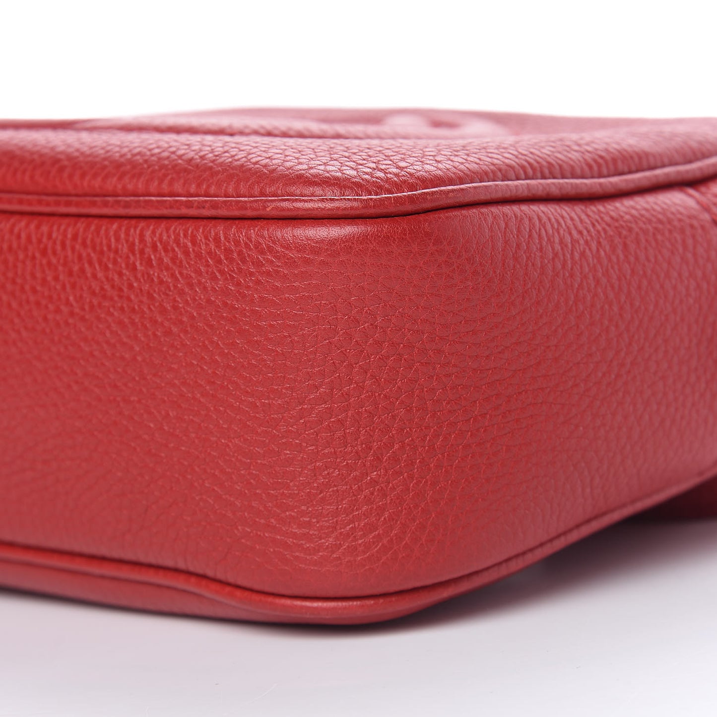 Pebbled Calfskin Small Soho Disco Bag Tabasco Red