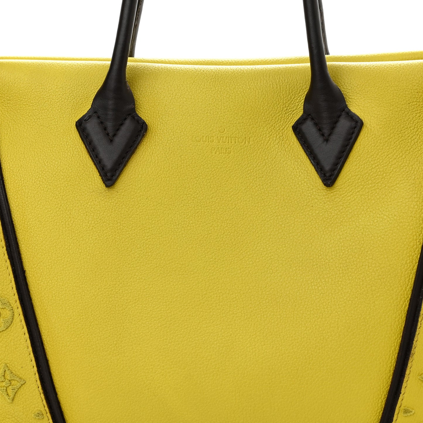 Veau Cachemire Tote W PM Pistache