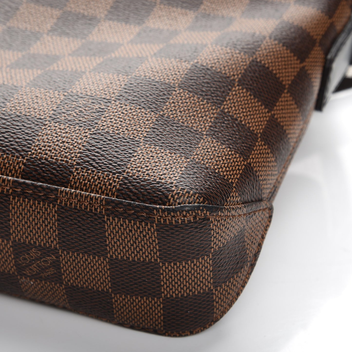 Damier Ebene Jake PM Messenger