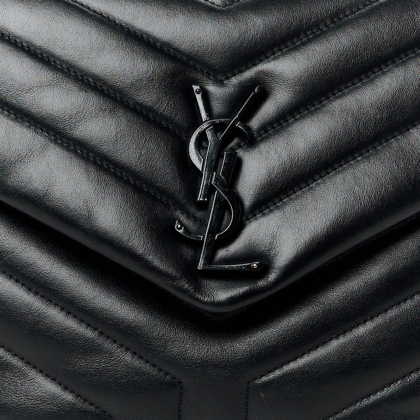 SAINT LAURENT Calfskin Y Quilted Monogram Monochrome Medium Loulou Chain Satchel Black