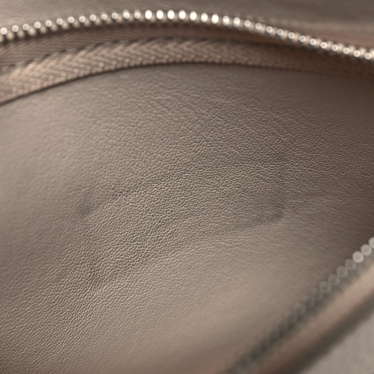 Givenchy Sugar Goatskin Small GV3 Shoulder Bag Nude Pink 16 of 16