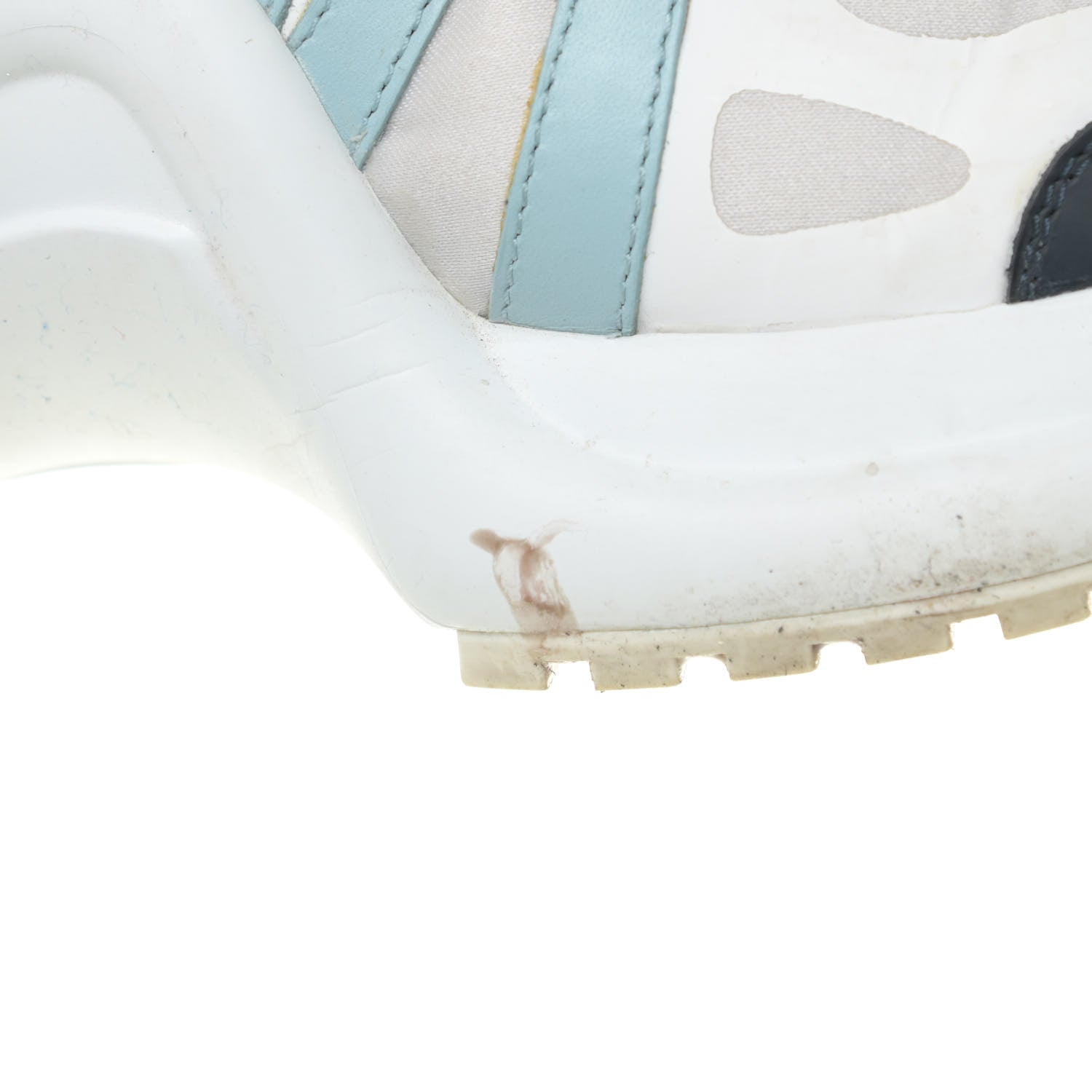 Louis Vuitton Calfskin Technical Nylon LV Archlight Sneakers 38.5 White Blue Gris 17 of 20