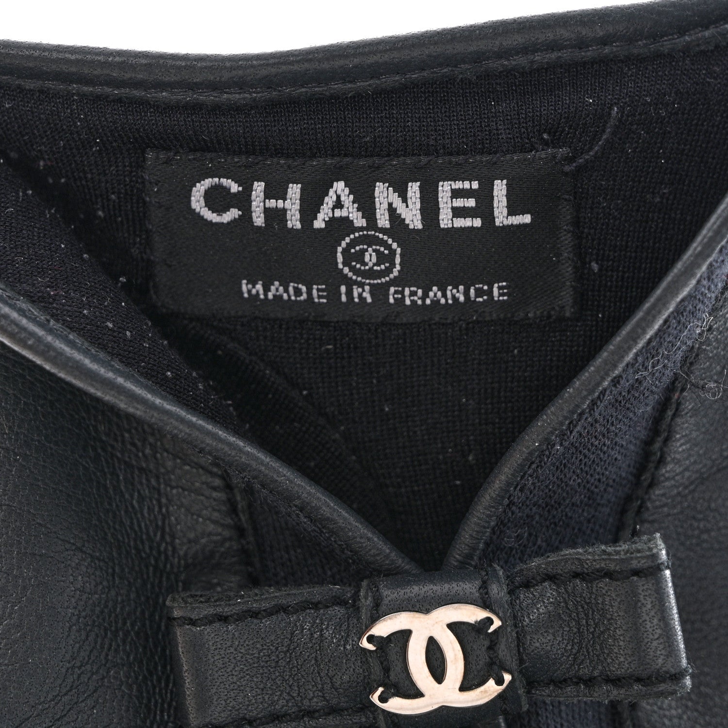 Chanel Lambskin CC Bow Gloves 7 Grey 3 of 4