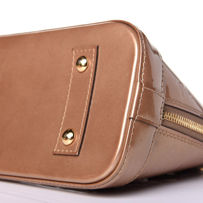 Louis Vuitton Vernis Alma BB Beige Poudre 9 of 9