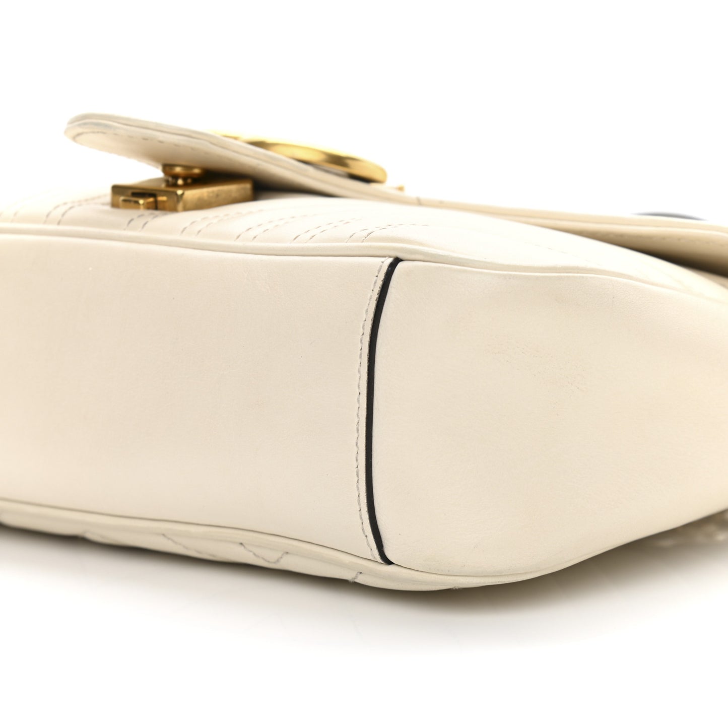 Calfskin Matelasse Small GG Marmont Shoulder Bag White