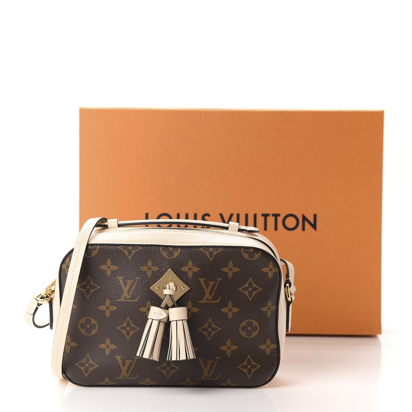 Monogram Saintonge Creme