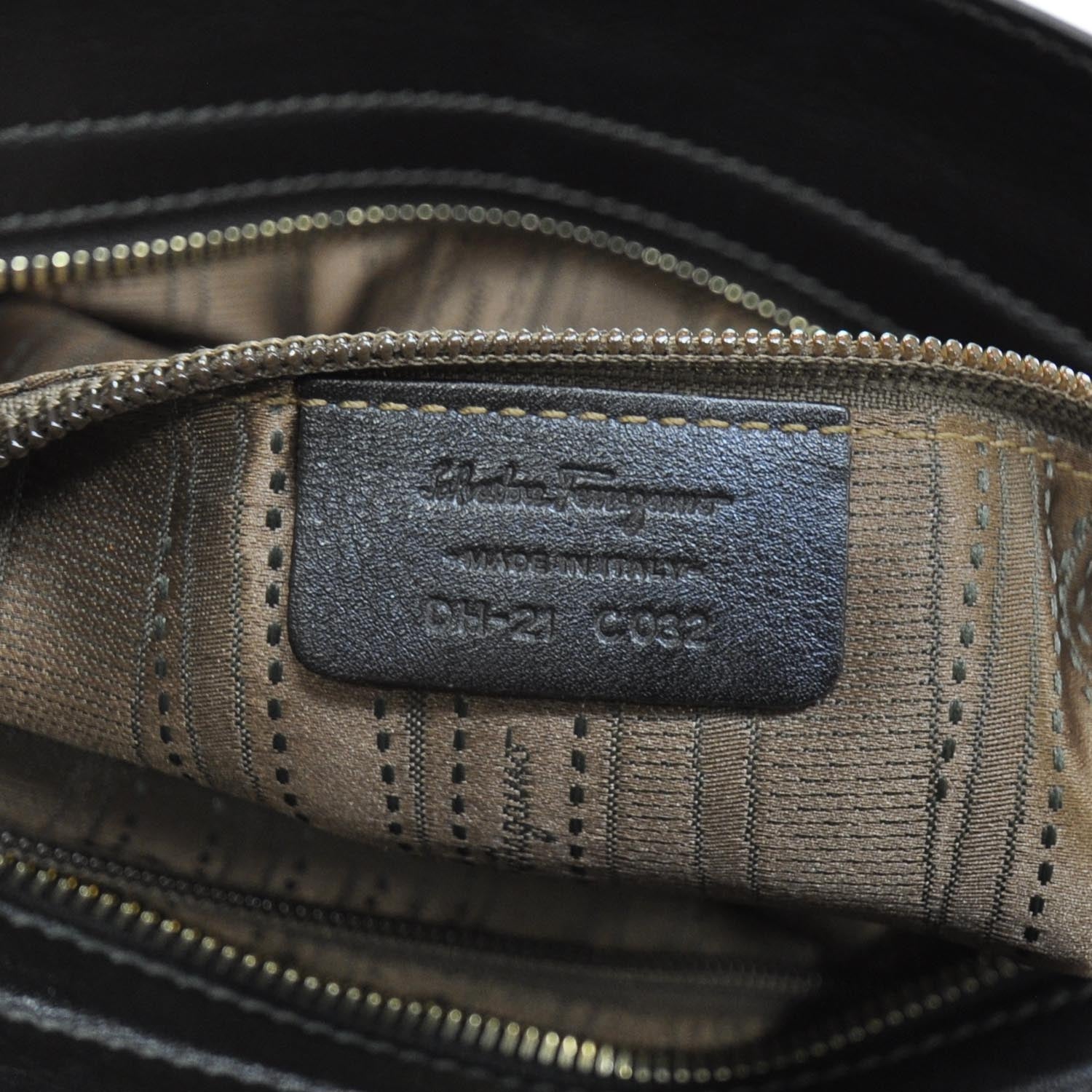 FASHIONPHILE SALVATOREFERRAGAMOLeatherSuedeColorblockWhipstitchSofia 8 of 8