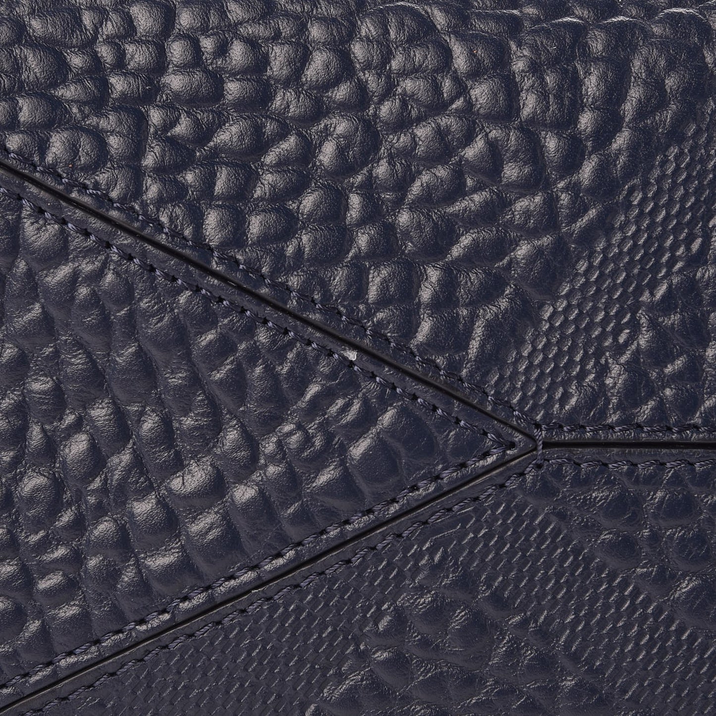 Heritage Grain Check Embossed Medium Dewsbury Tote Blue Carbon