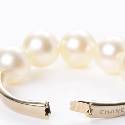 Chanel Pearl CC Bracelet Gold 6 of 7