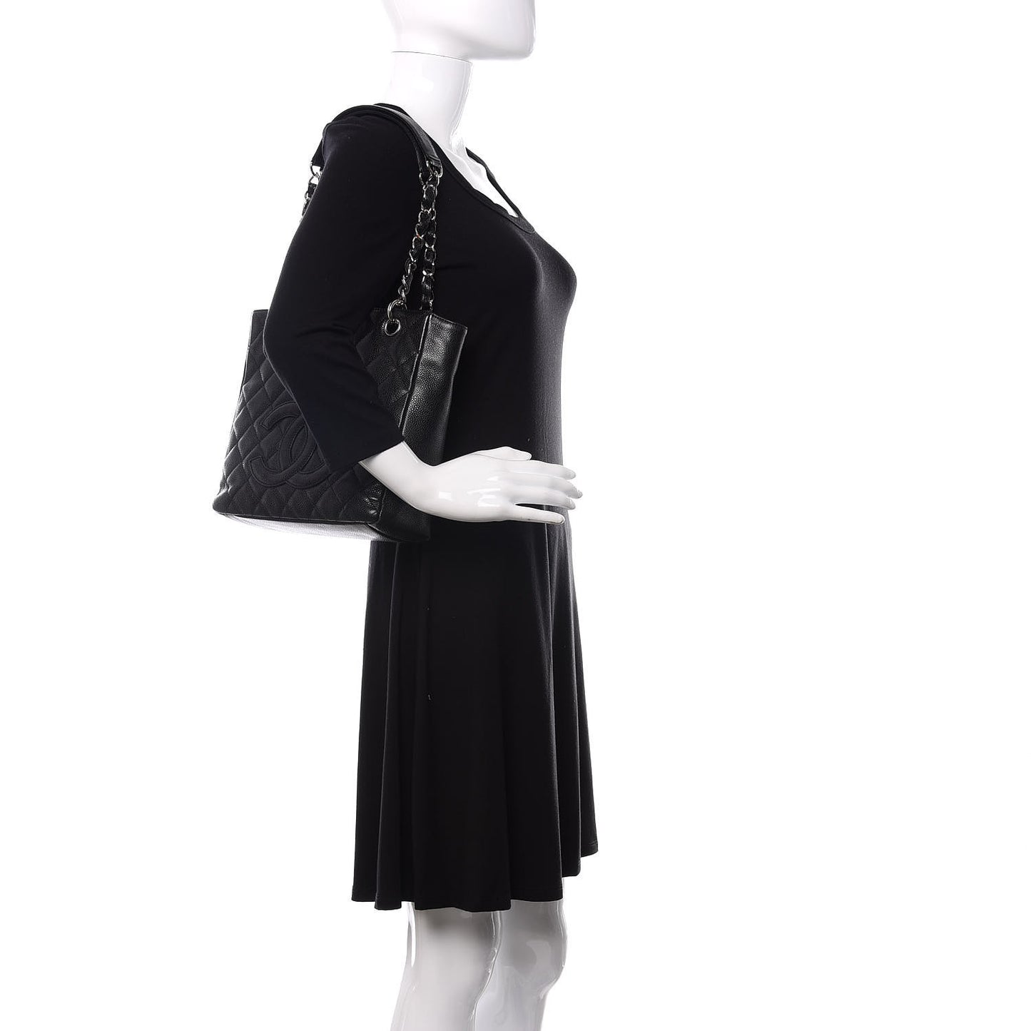 Caviar Quilted Petit Shopping Tote PST Black
