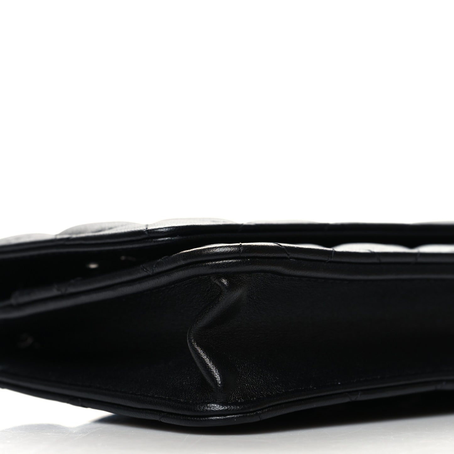 Lambskin Quilted Wallet On Chain WOC Black