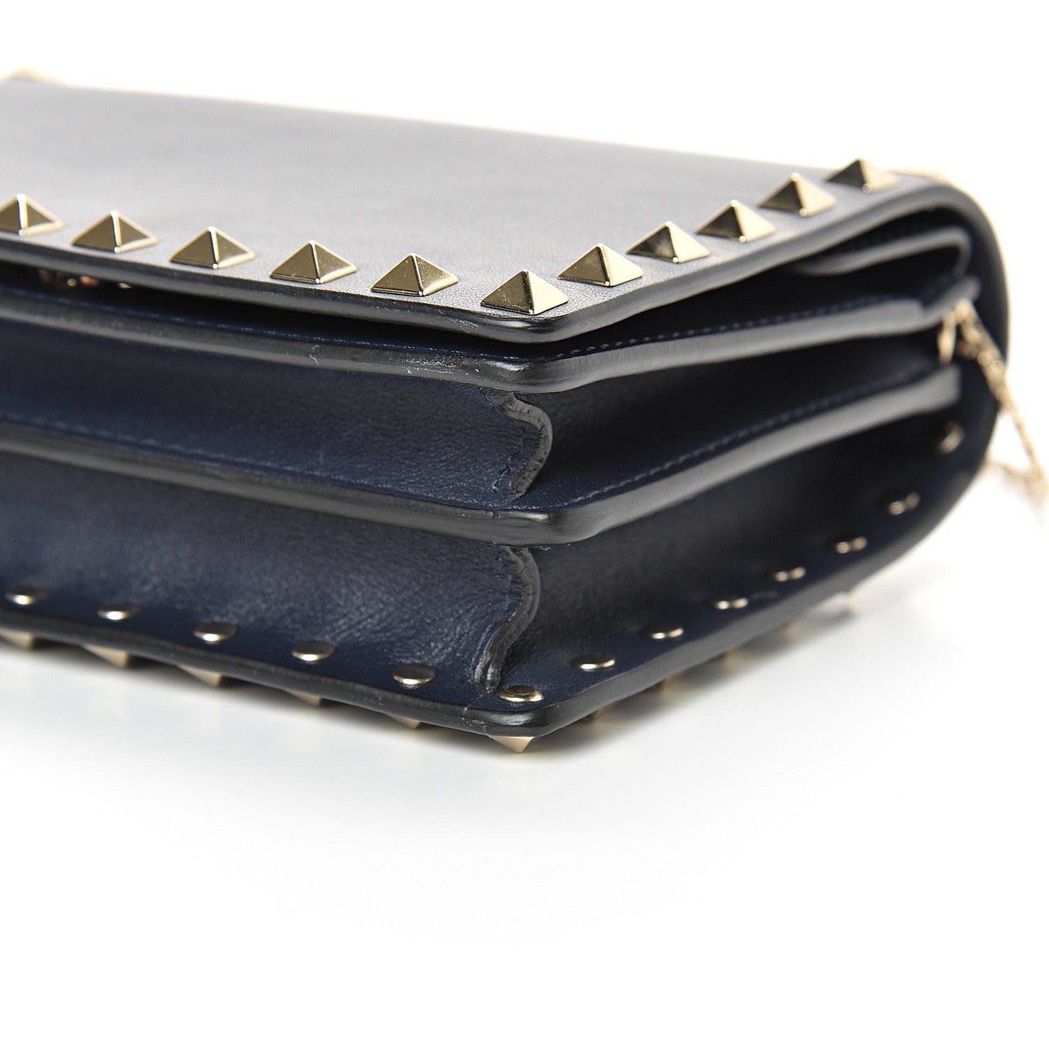 Valentino Garavani Vitello Rockstud Wallet on Chain Navy 8 of 9