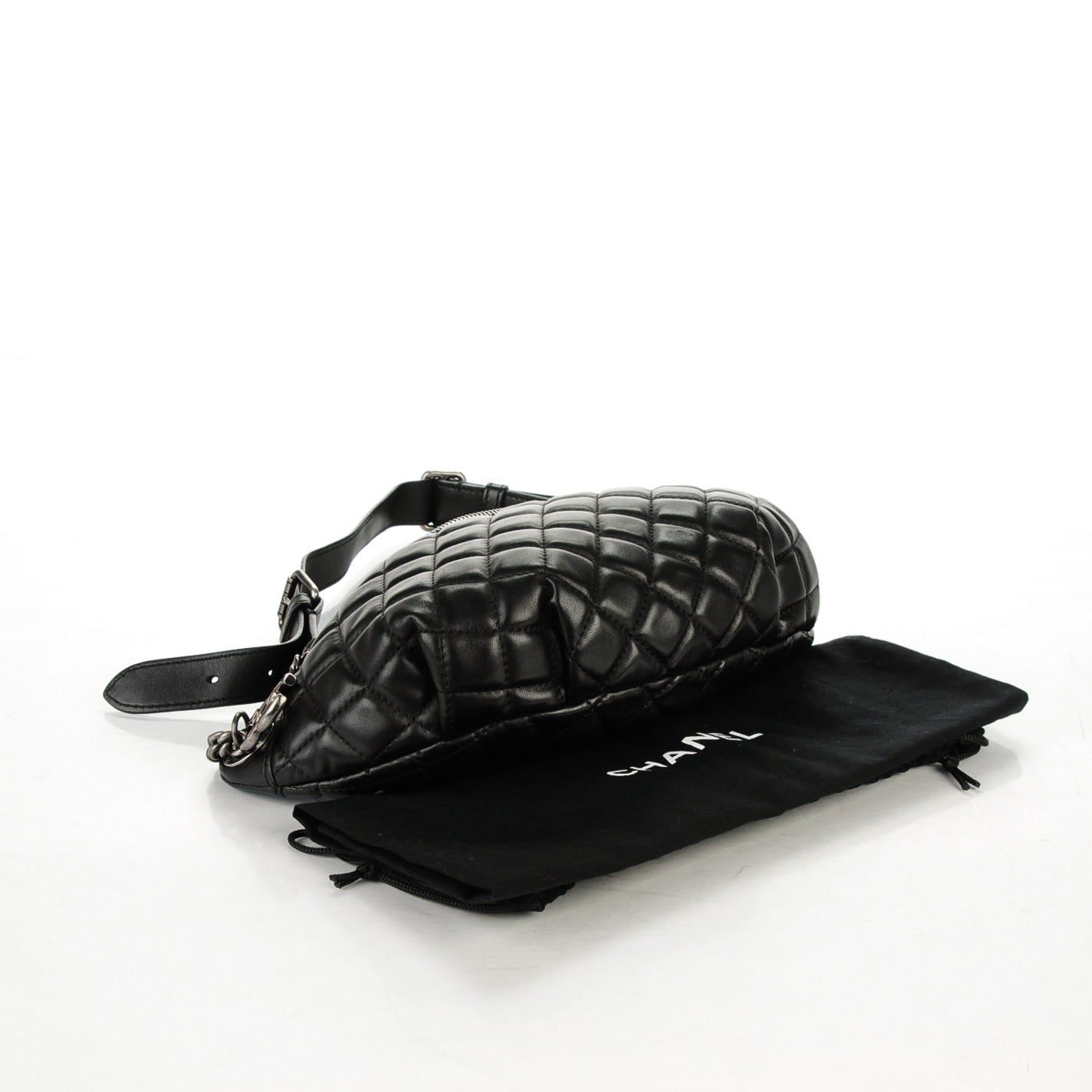 Chanel Lambskin Quilted Banane Waist Bag Fanny Pack Black 4 of 7