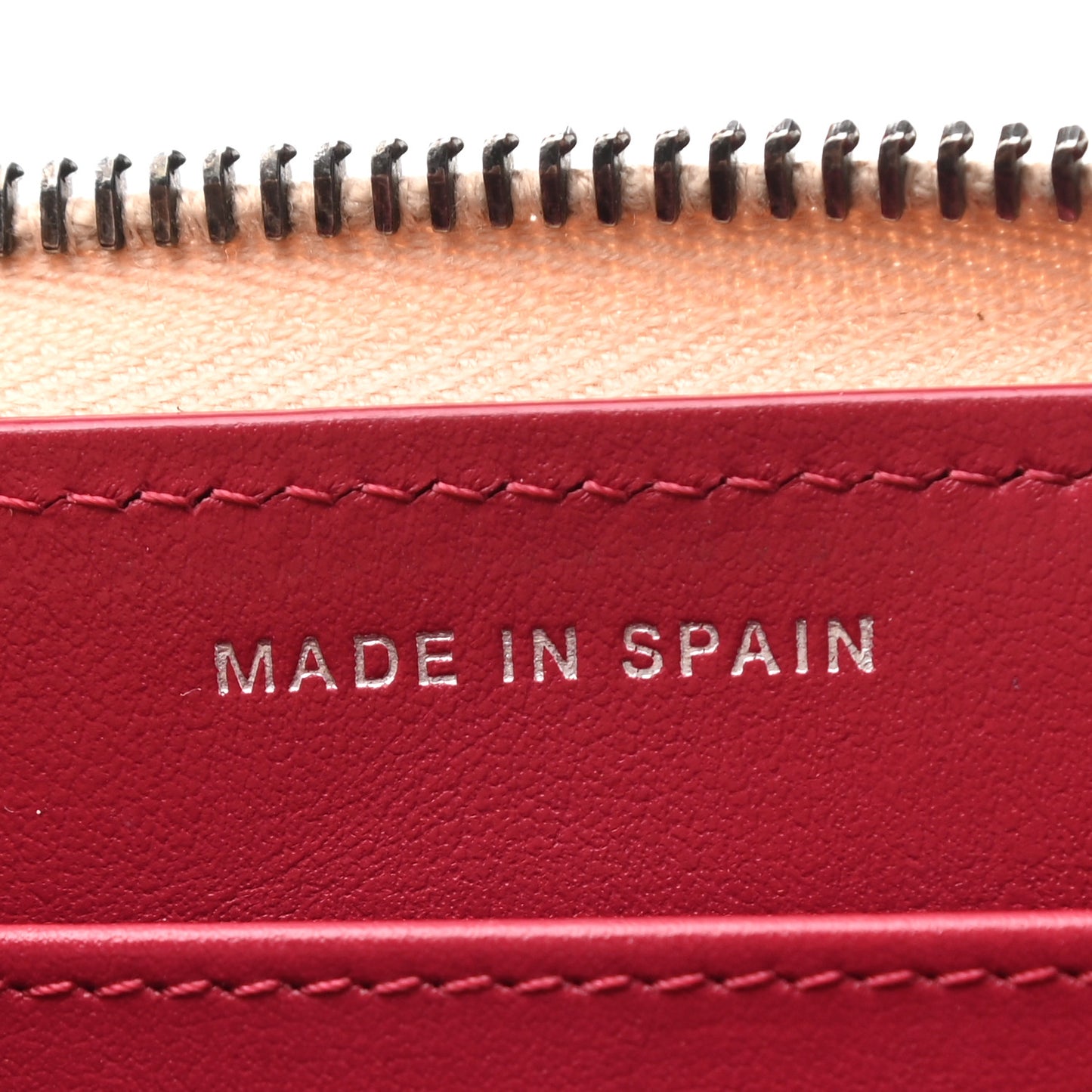 Aged Calfskin Quilted Large Gabrielle Zip Around Wallet Beige Black