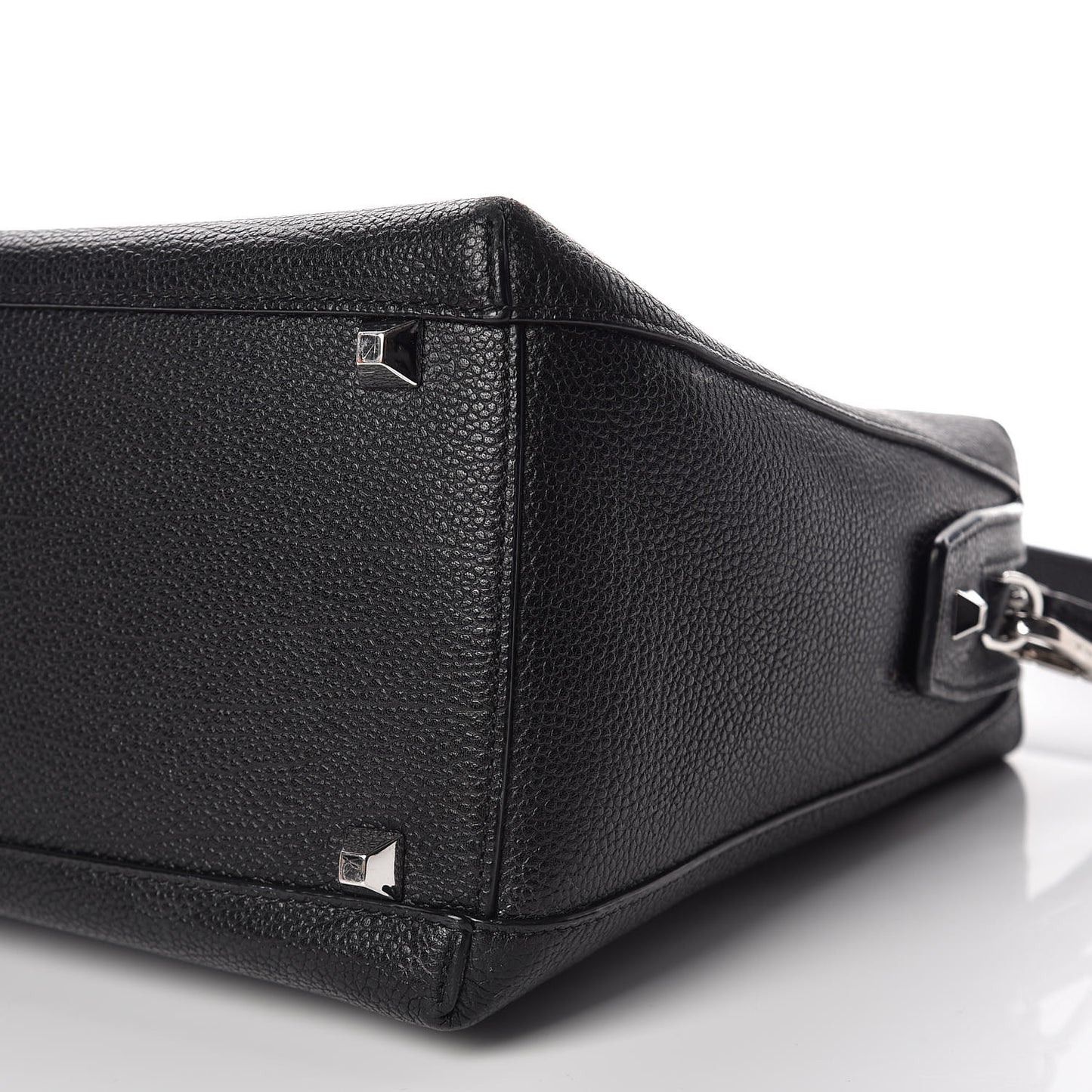 Grained Calfskin Medium Ella Boston Black