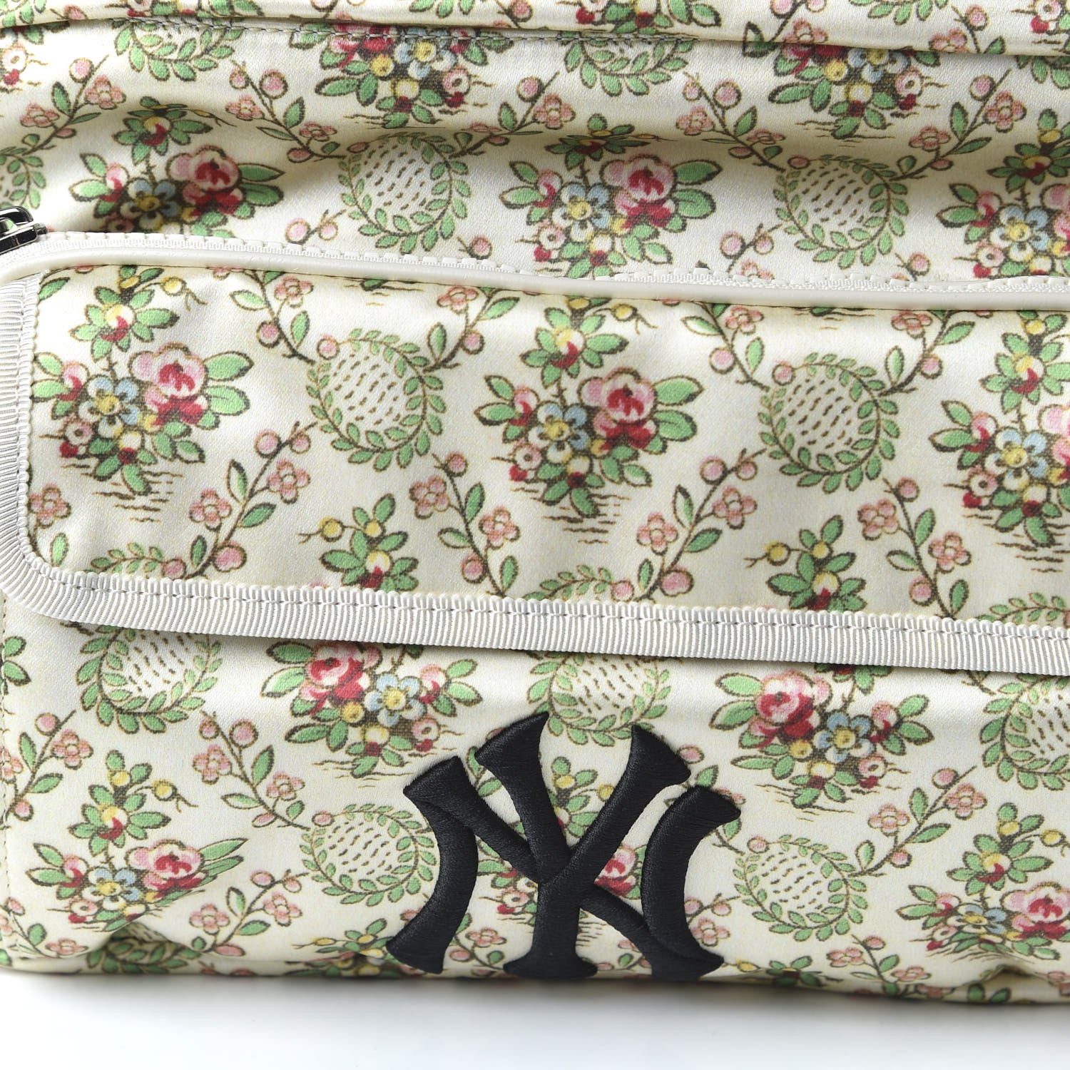 Gucci X MLB Satin Floral Print NY Yankees Patch Convertible Belt Bag Ivory Green 10 of 10