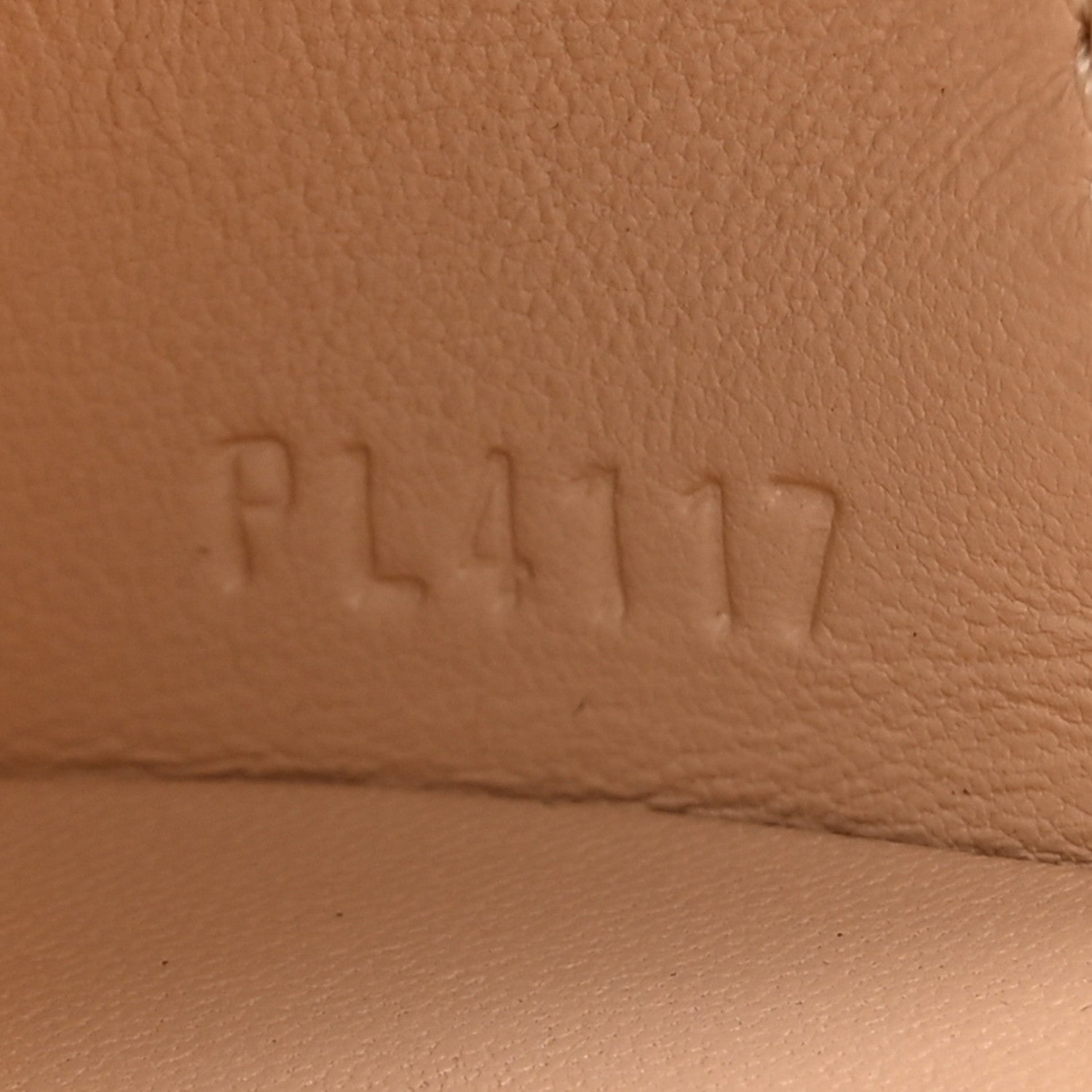 Louis Vuitton Reverse Monogram Petite Boite Chapeau 7 of 10