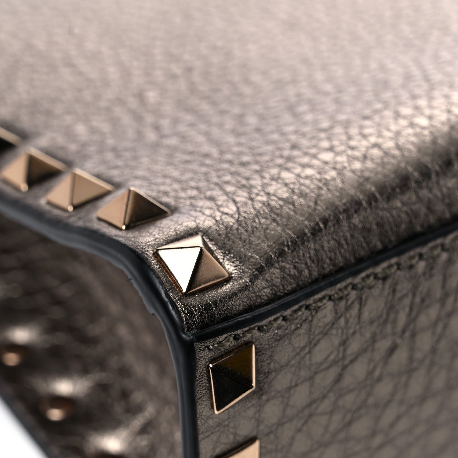Valentino Garavani Metallic Pebbled Calfskin Medium Rockstud Flip Lock Crossbody Bag Sasso 10 of 14
