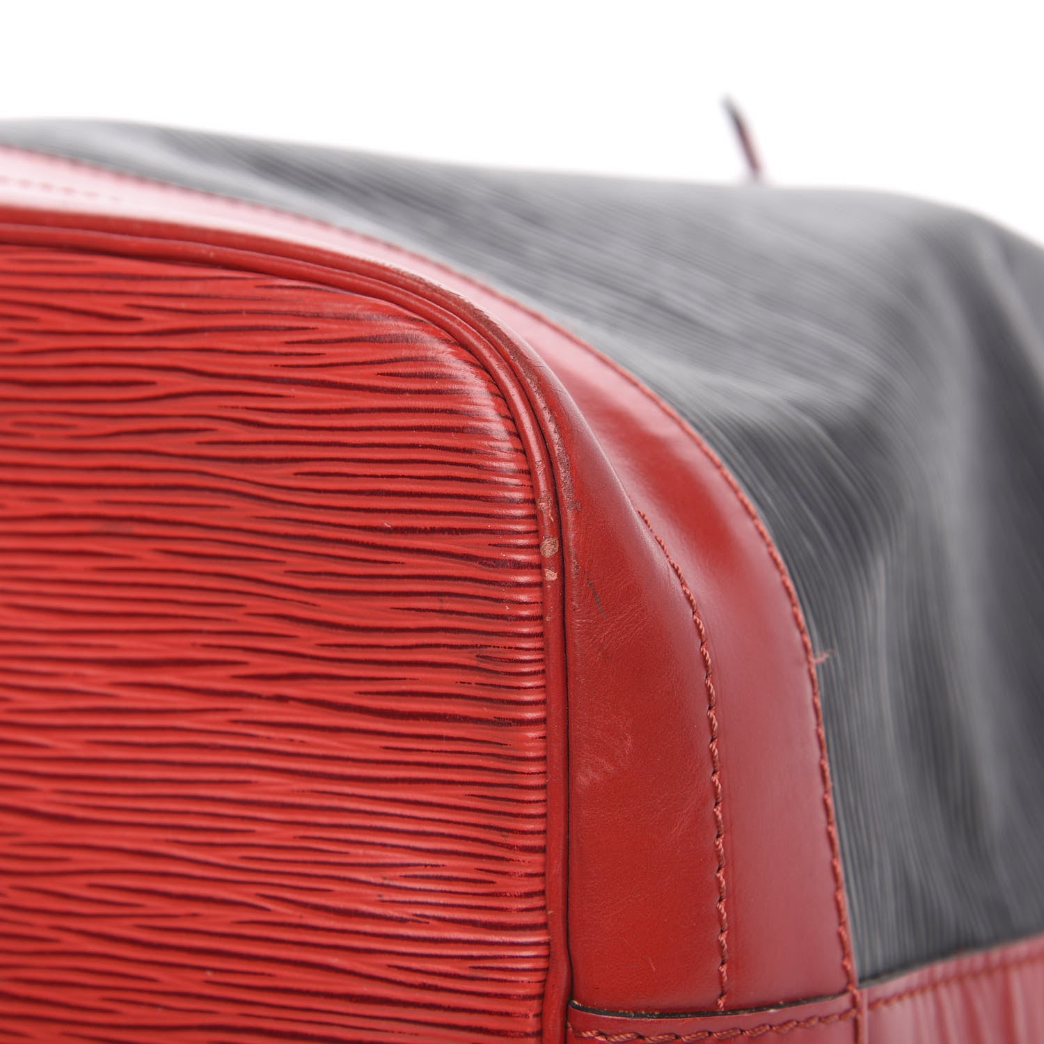 Louis Vuitton Epi Bi-Color Noe Castillan Red Black 12 of 15