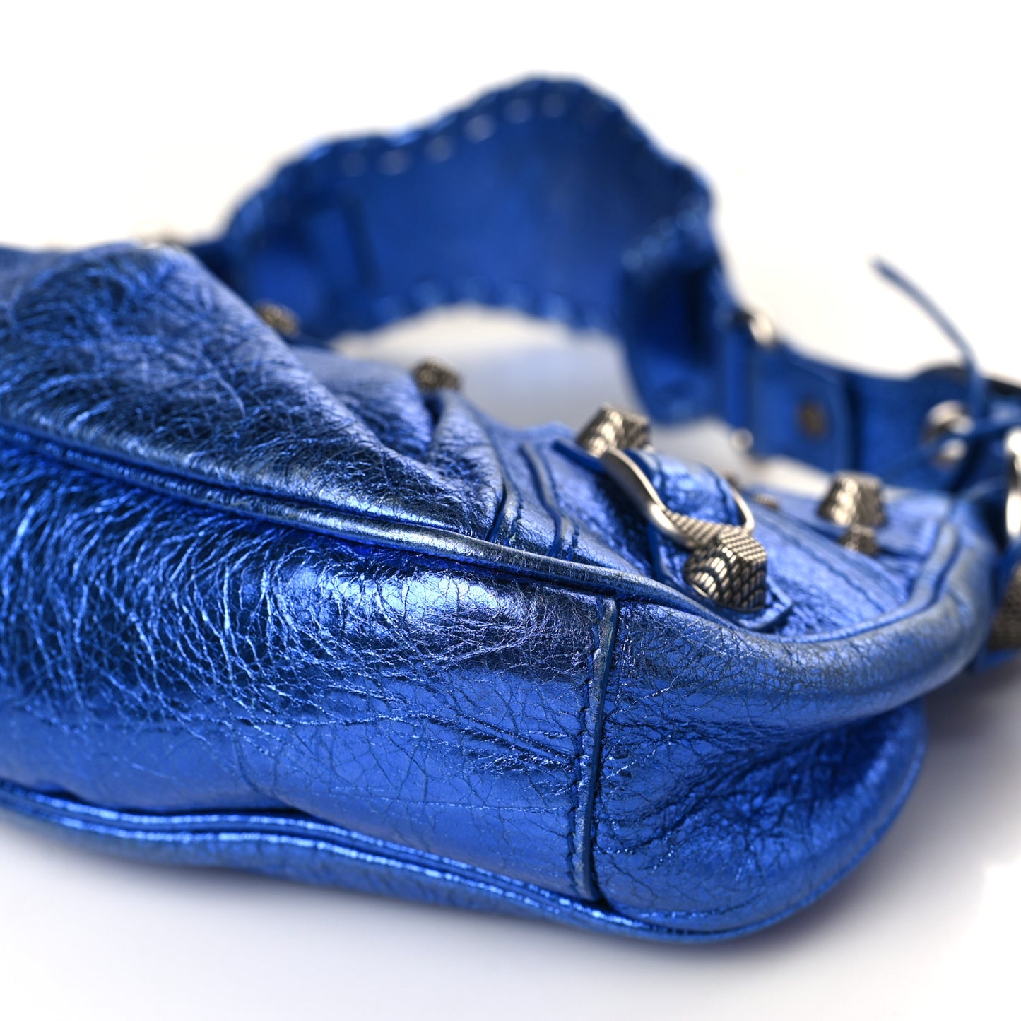 Metallic Arena Agneau Le Cagole Shoulder Bag XS Blue