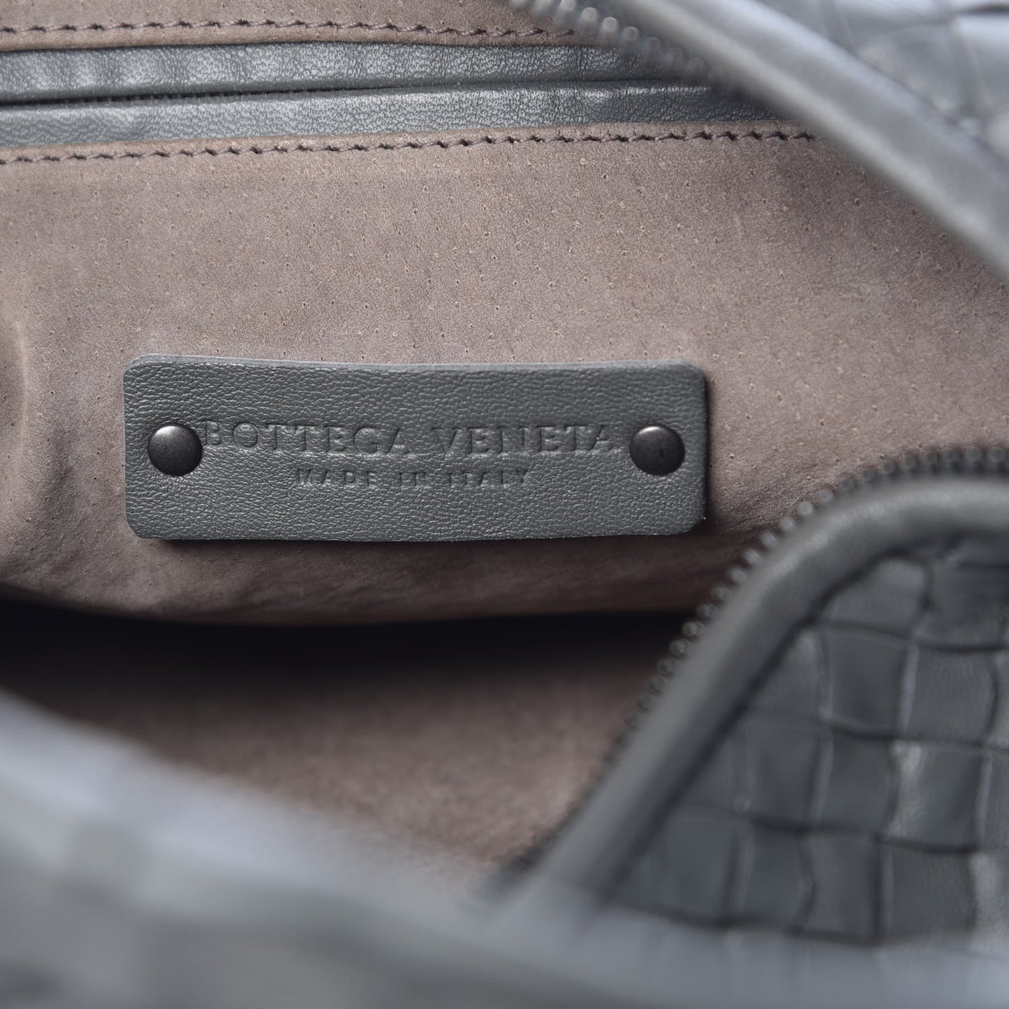 Nappa Intrecciato Large Veneta Hobo Matita