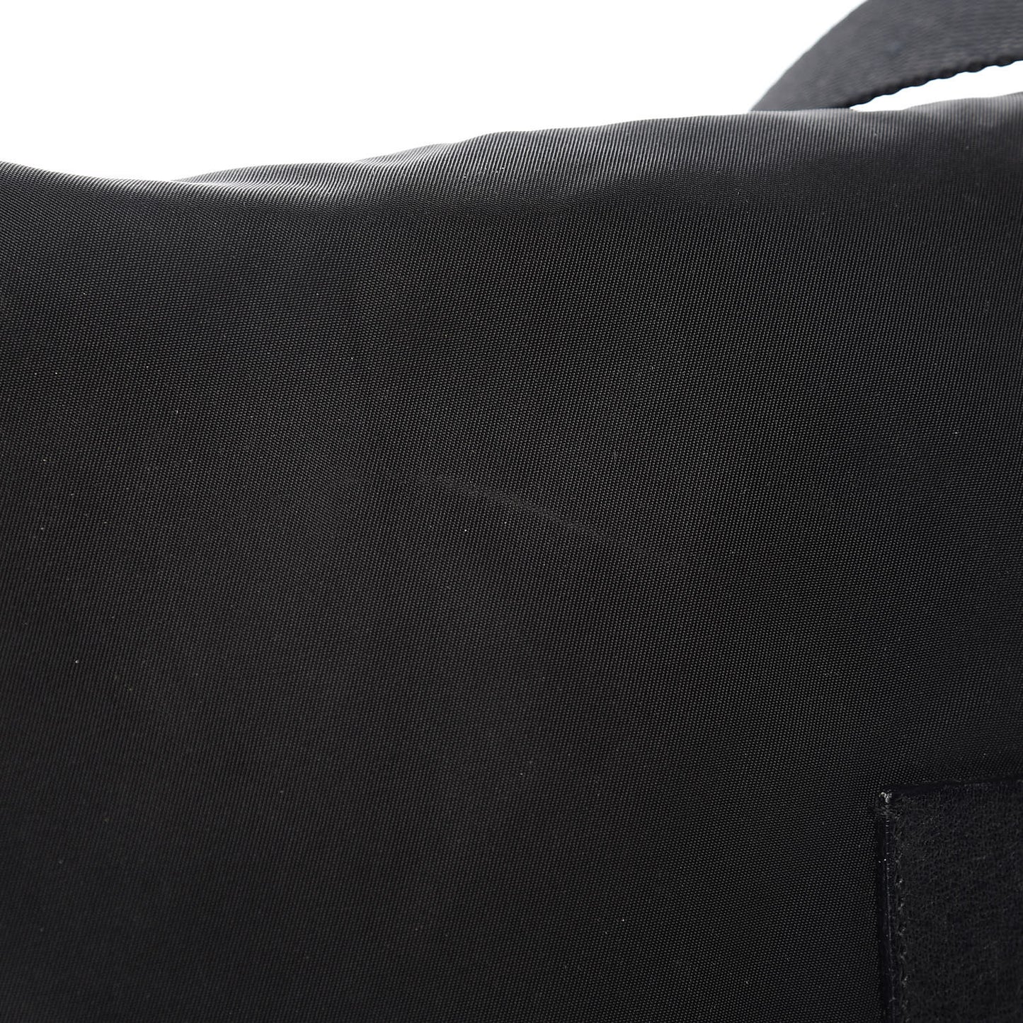 Nylon Vela Messenger Bag Black