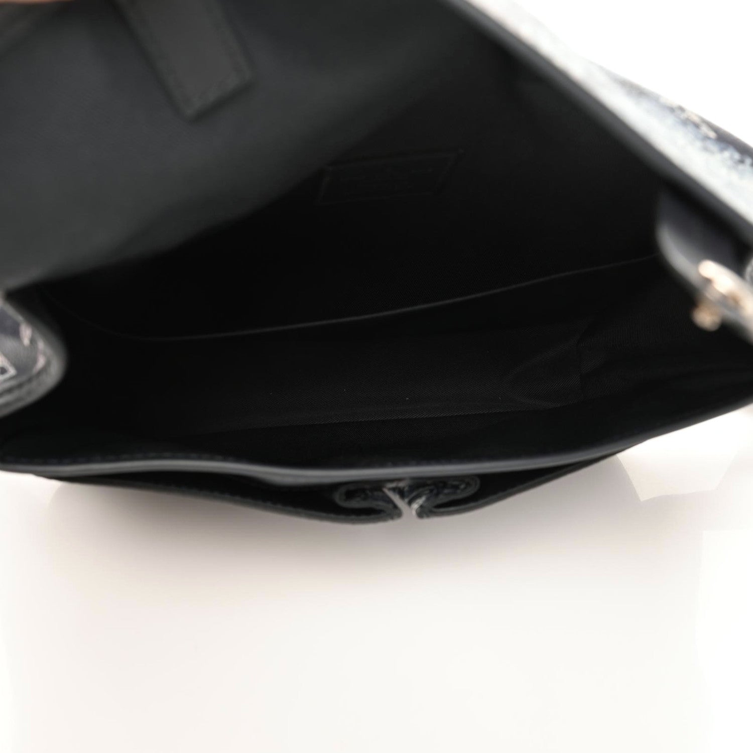 Louis Vuitton Savane Monogram Chapman Messenger PM Encre 8 of 9