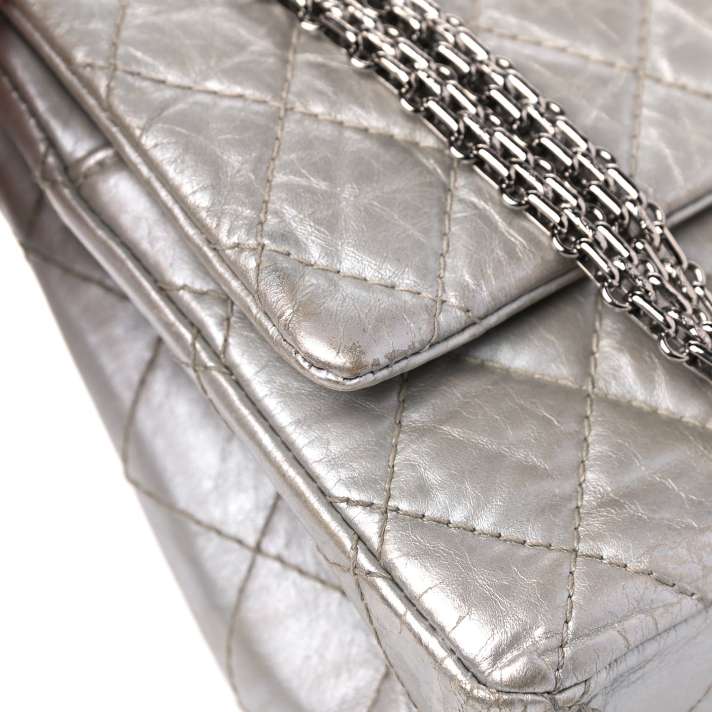 Metallic Aged Calfskin Quilted 2.55 Reissue 226 Flap Silver