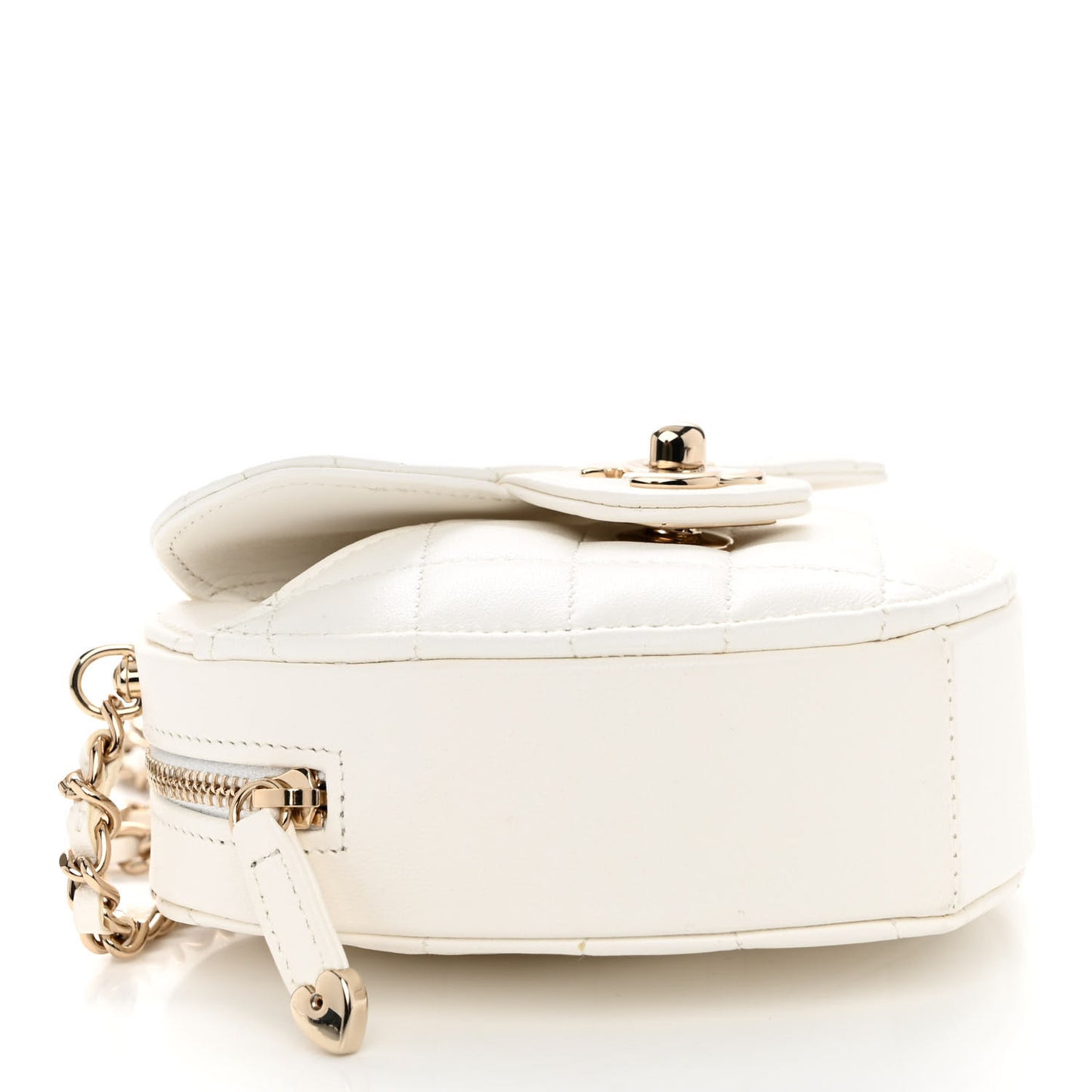 Lambskin Quilted CC In Love Heart Clutch With Chain White