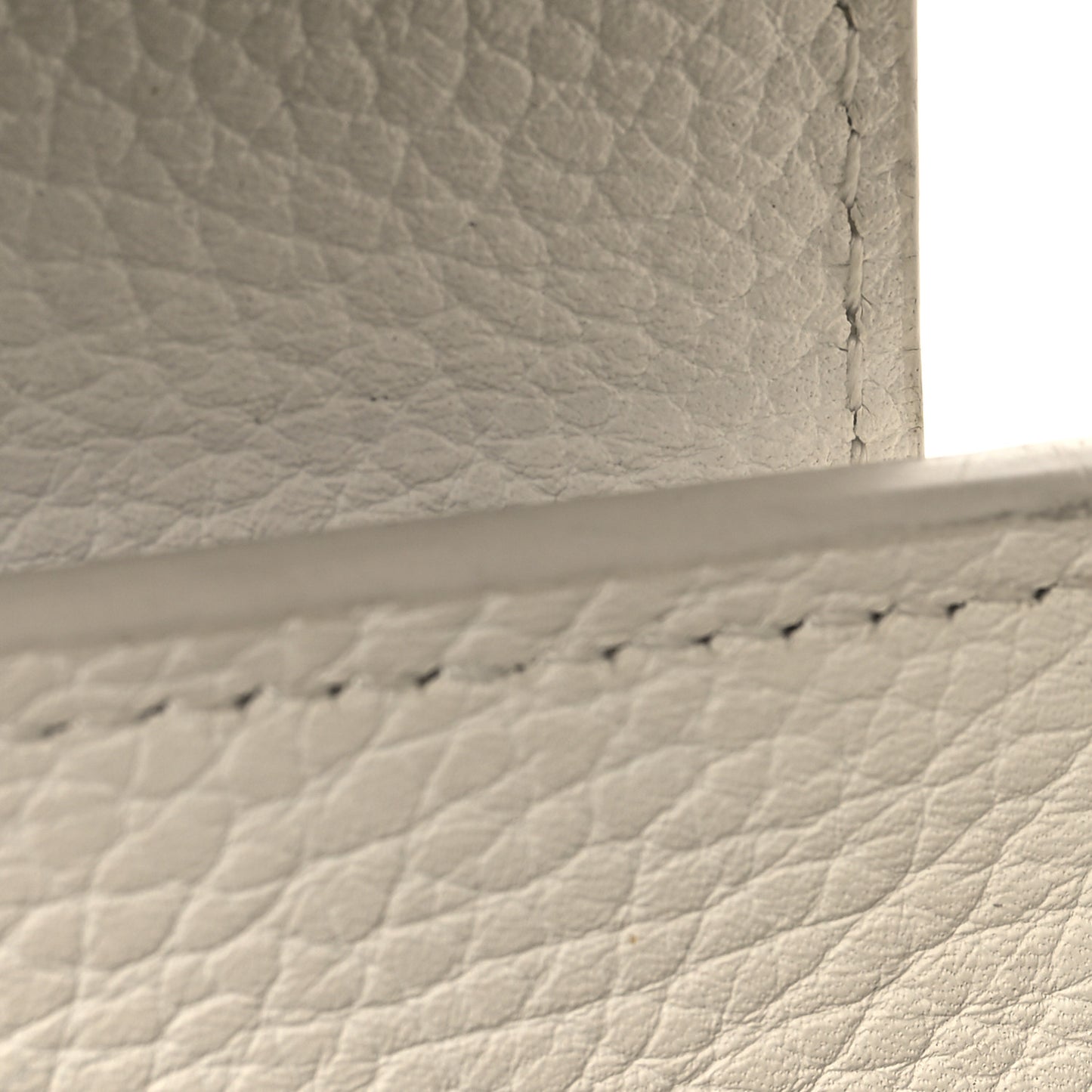 Taurillon Mini Capucines Monochrome  White
