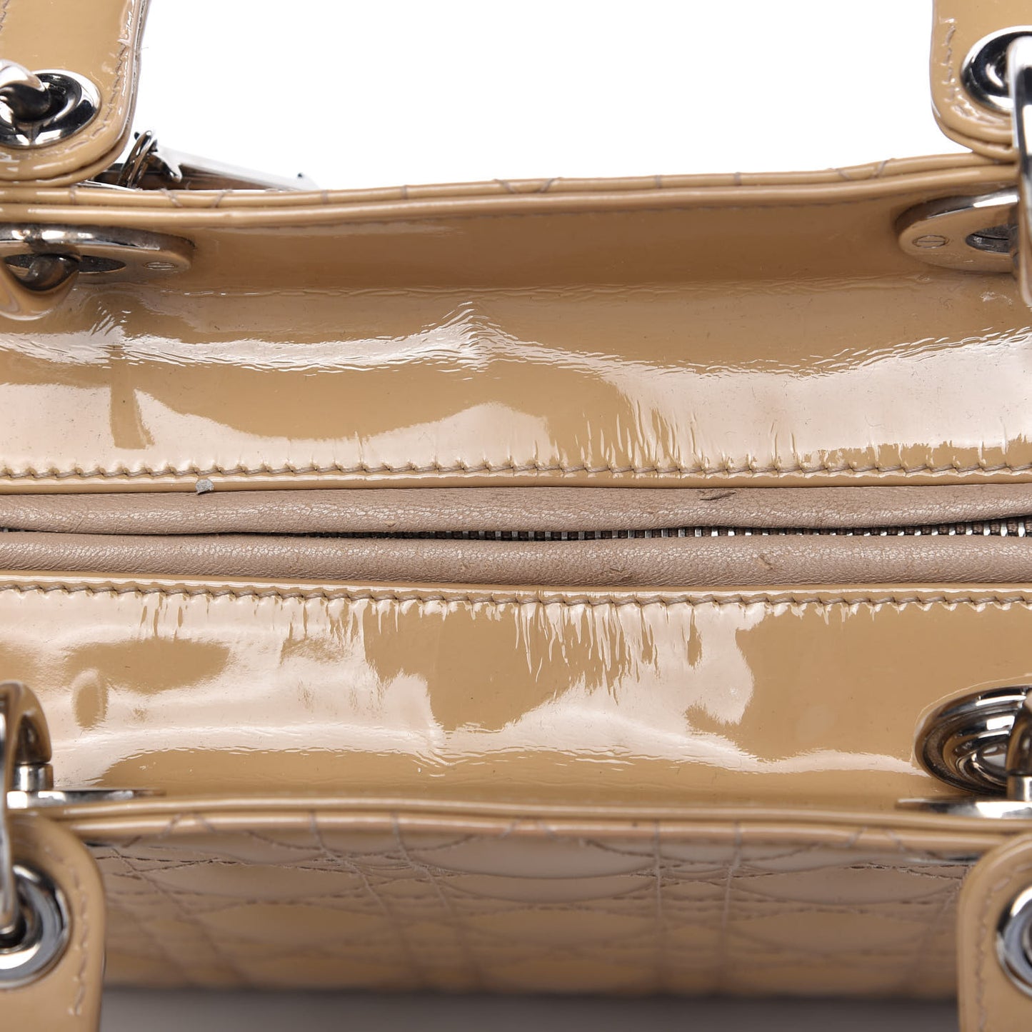 Patent Cannage Medium Lady Dior Beige
