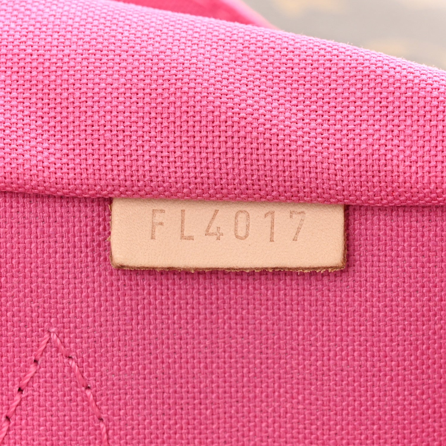 Louis Vuitton Monogram MOCA Neverfull GM 7 of 11