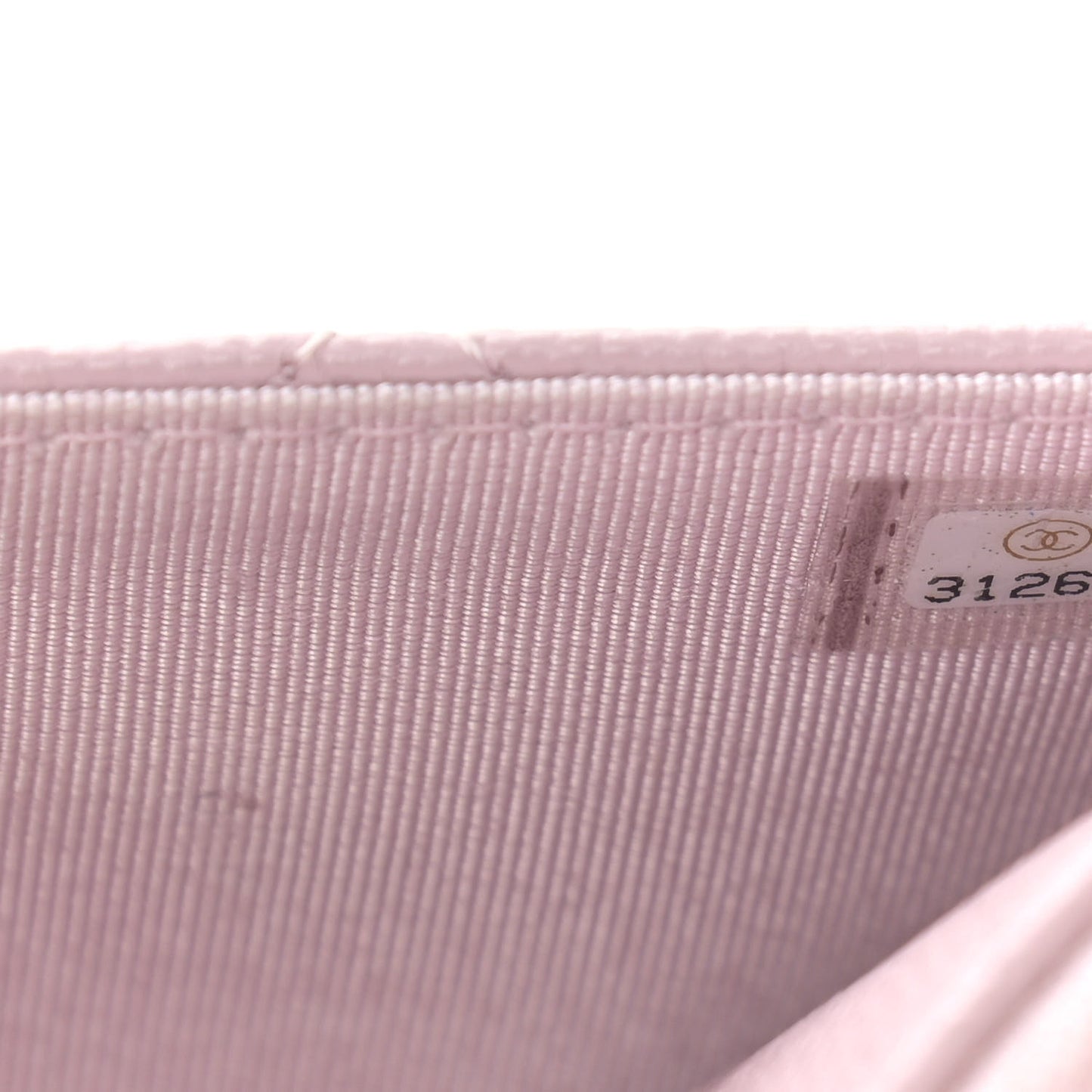 Caviar Quilted Wallet On Chain WOC Light Pink