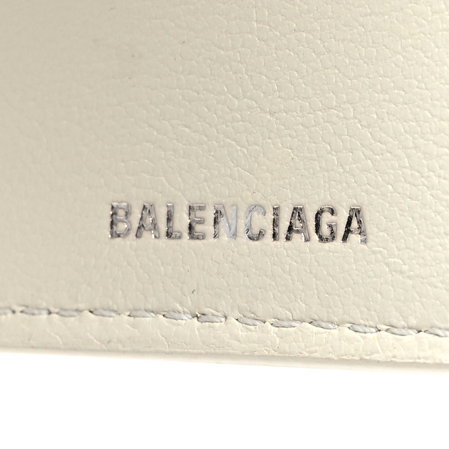 Grained Calfskin Logo Mini Cash Wallet White Light Green