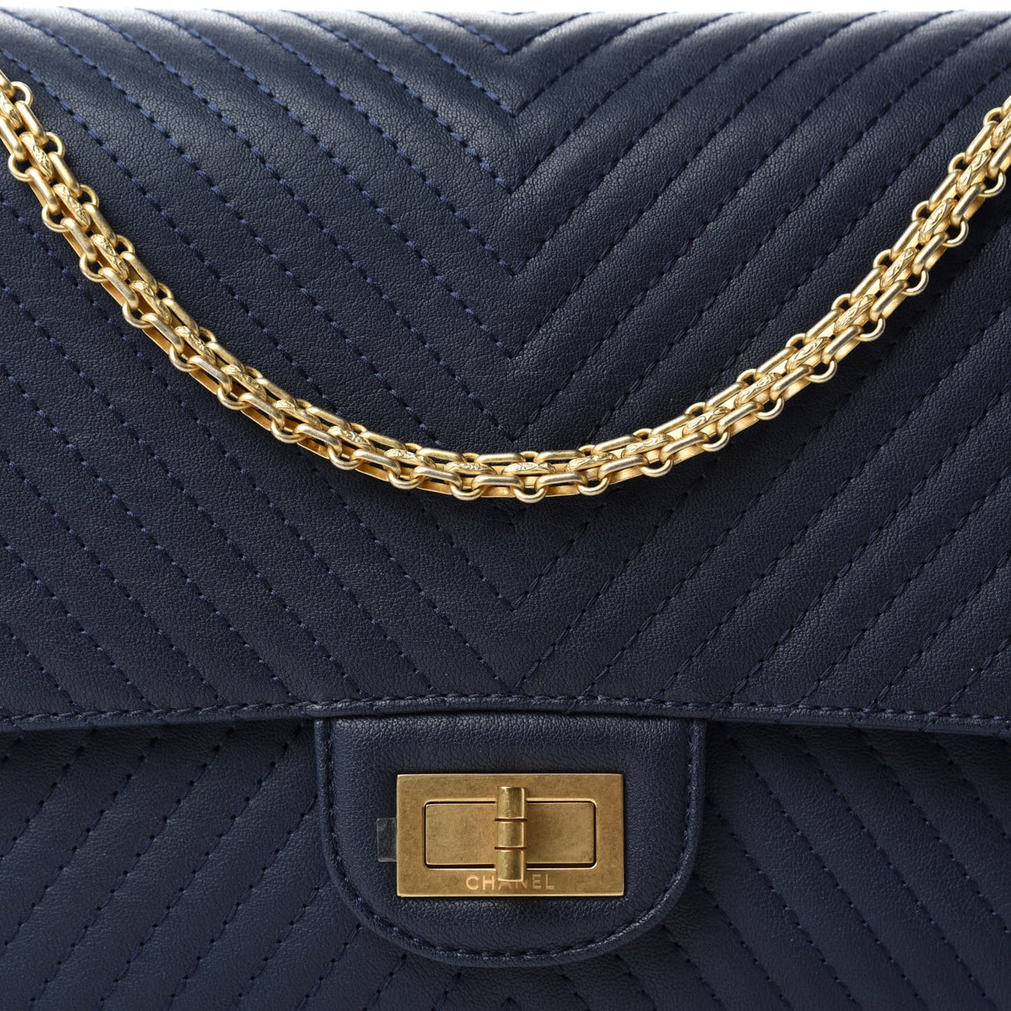 Sheepskin Chevron Quilted 2.55 Reissue 226 Flap Navy Blue