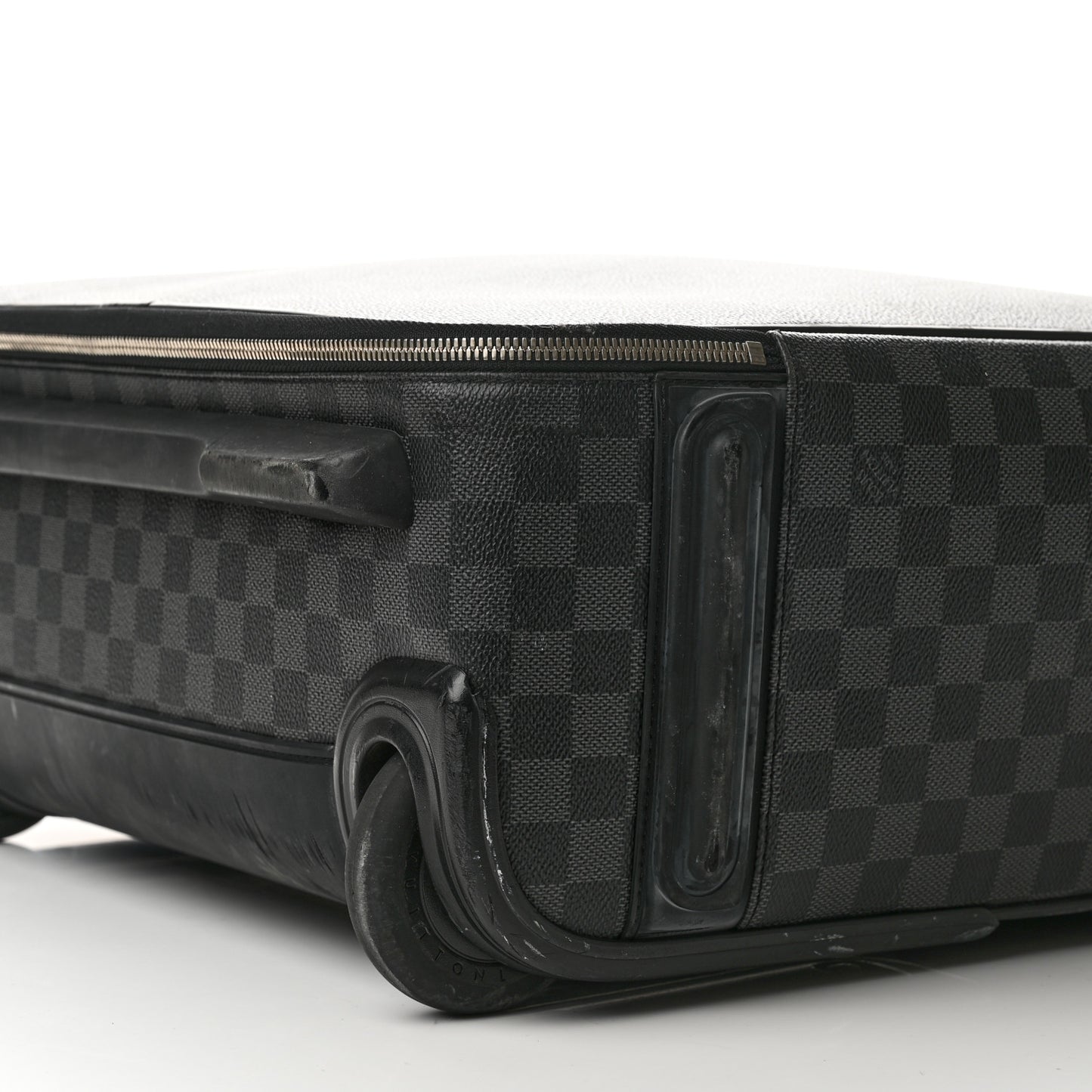 Damier Graphite Pegase 55
