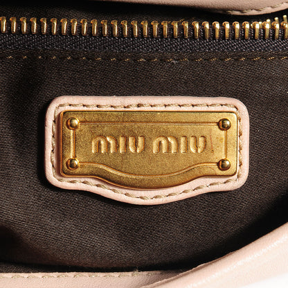 Miu Miu Matelasse Lux Nappa Coffer Hobo Cipria 7 of 10