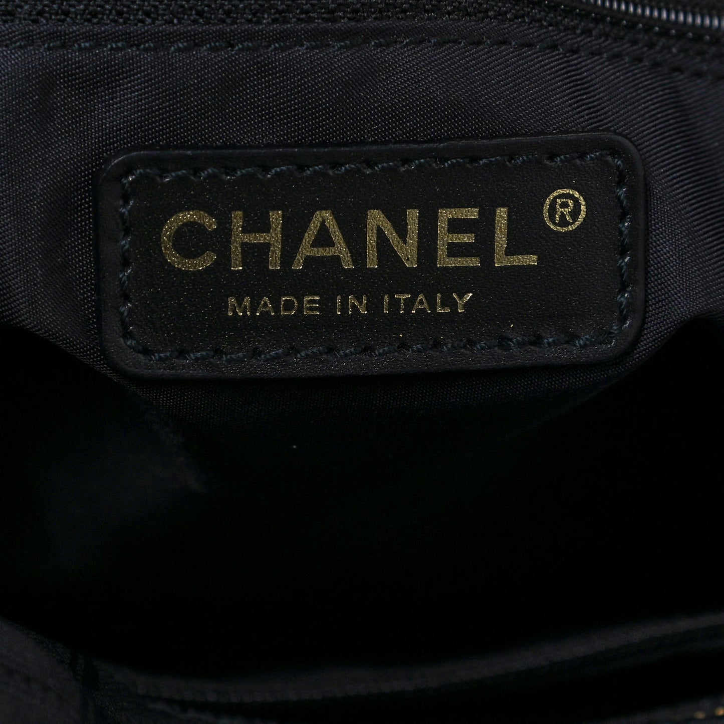 Nylon Medium Travel Tote Black